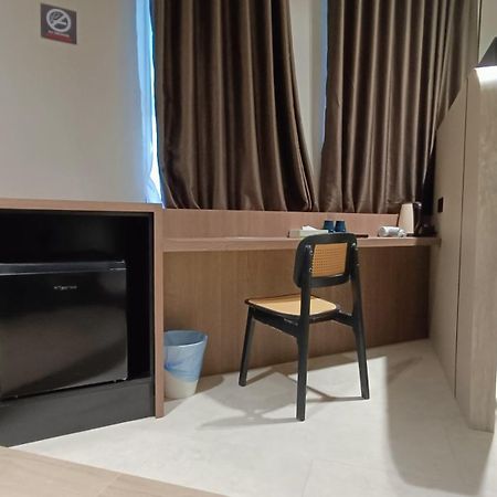 Urban Inn, Serai Wangi Padang Serai Ngoại thất bức ảnh