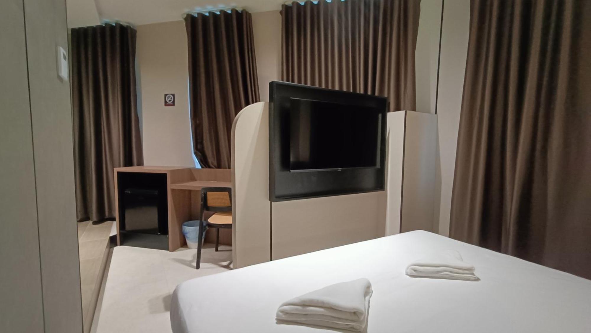 Urban Inn, Serai Wangi Padang Serai Ngoại thất bức ảnh